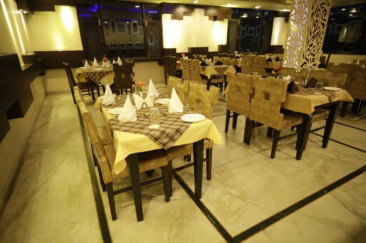 Hotel Park Paradise Manali มะนาลี ภายนอก รูปภาพ